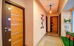 Super Collection O Avenue Regency Near Kalighat Kali Temple